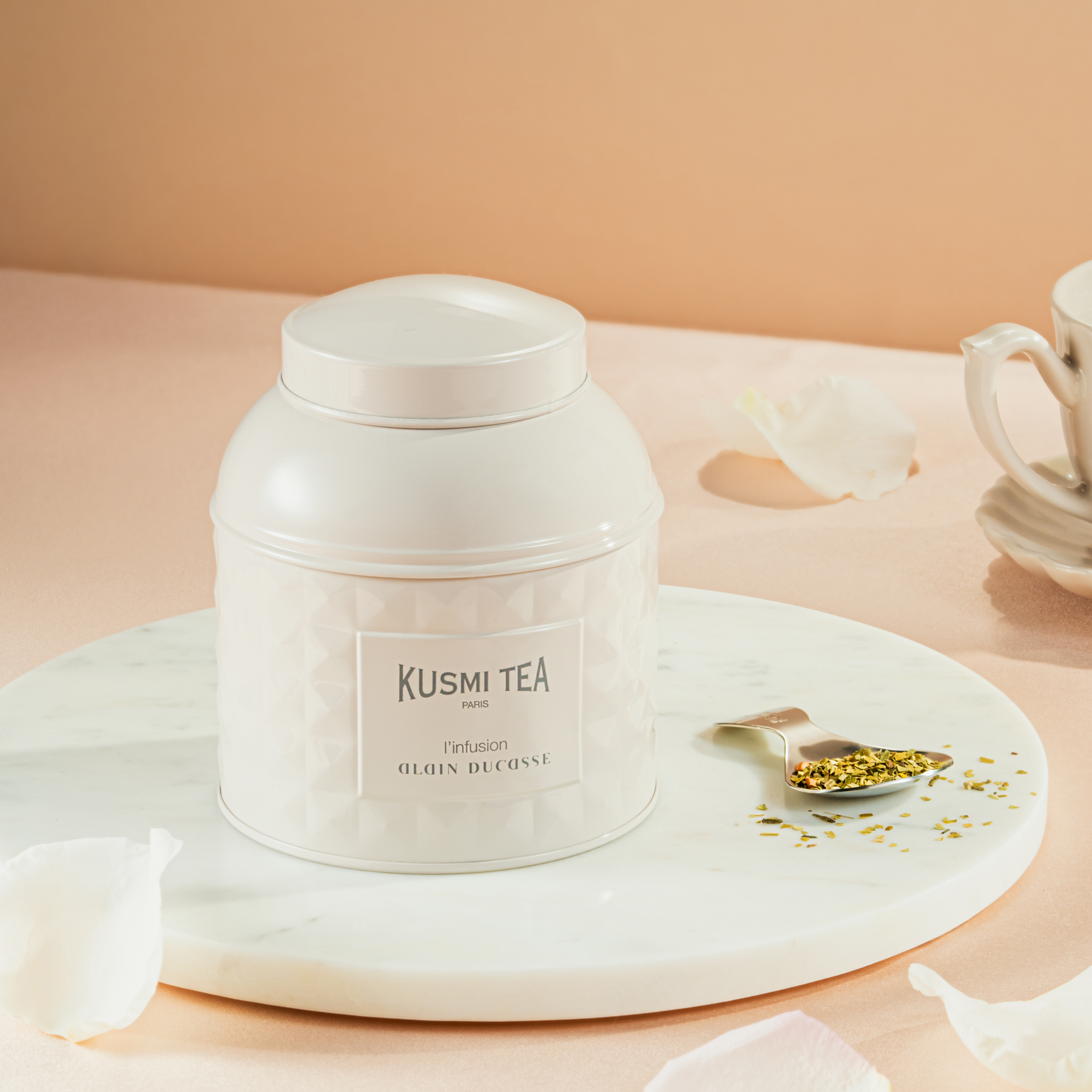 kusmi-tea-l-infusion-alain-ducasse-bio-infuso-erbe image 1