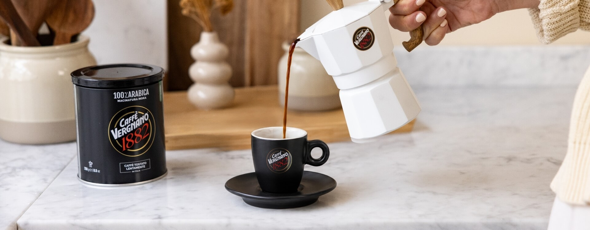 caff-vergnano-pink-collection-set-moka-e-tazzine image 2