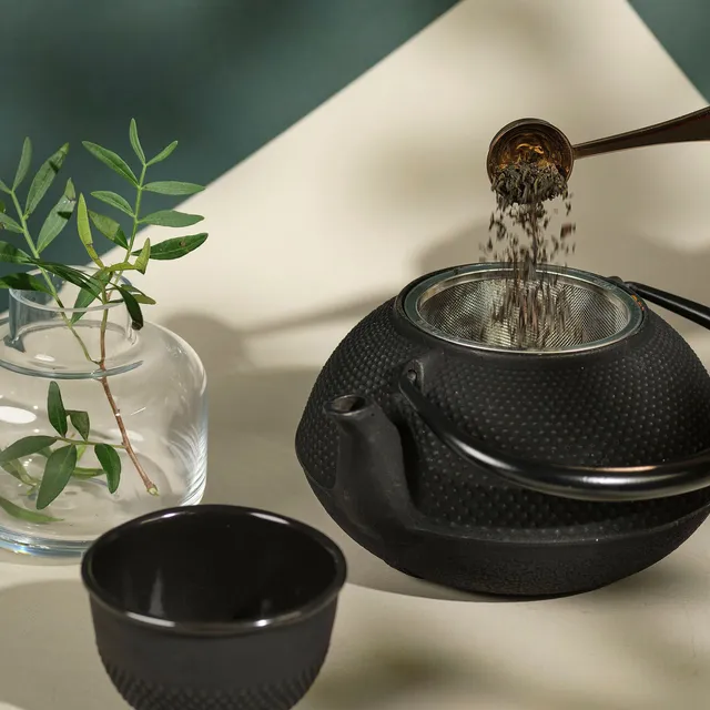 kusmi-tea-teiera-in-ghisa-arare-1-15l-iwachu-giappone-con-filtro-inox image 1
